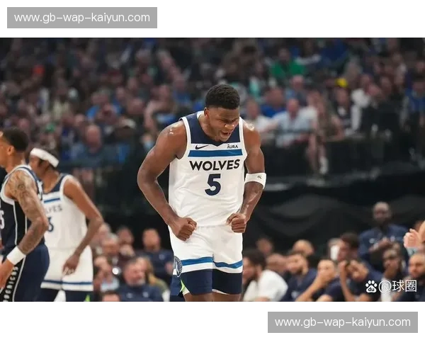 巨星的黄昏与王朝的曙光:2004湖人vs森林狼,一场宿命的对决 巨星的黄昏与王朝的曙光:2004湖人vs森林狼,一场宿命的对决